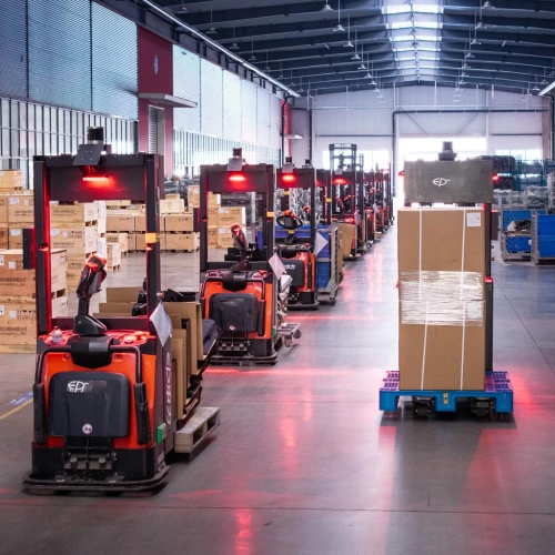 Робот - штабелер самоходный электрический, 2т, 1,1м, EP XPL201, Li-ion