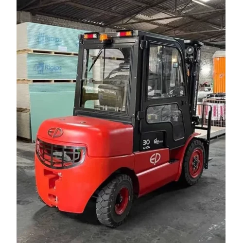 Электрический вилочный погрузчик 3т, 3м, EFL302 EP Equipment, Li-ion