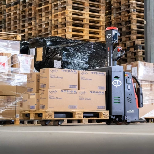 Автоматический тарснпортировщик паллет, 2т, EP EXP20, Li-ion, с платформой