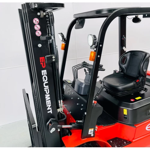 Электрический вилочный погрузчик 2,5т, 4,8м, EFL 252 EP Equipment, Li-ion